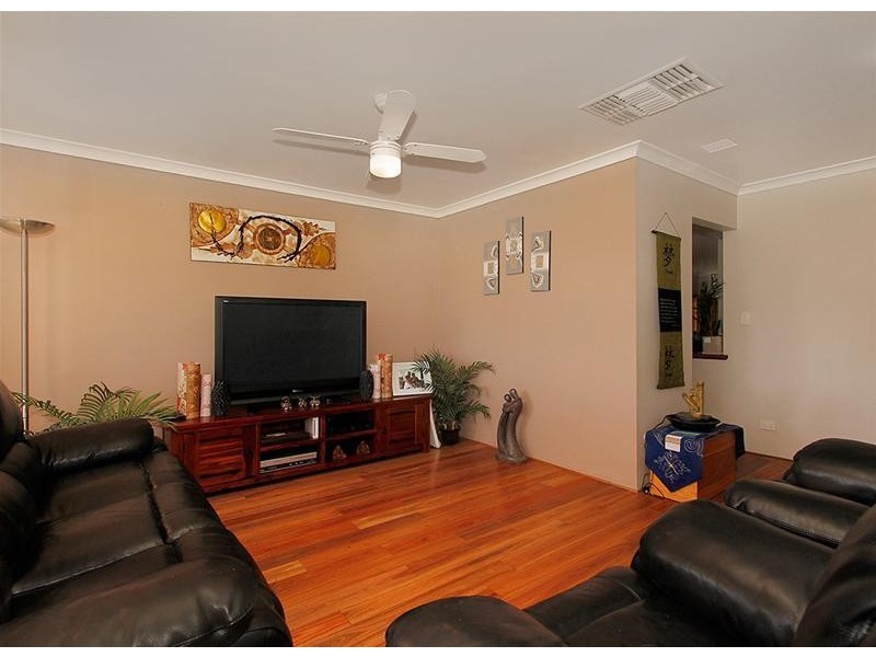 50 Ailsacraig Ramble, Kinross WA 6028