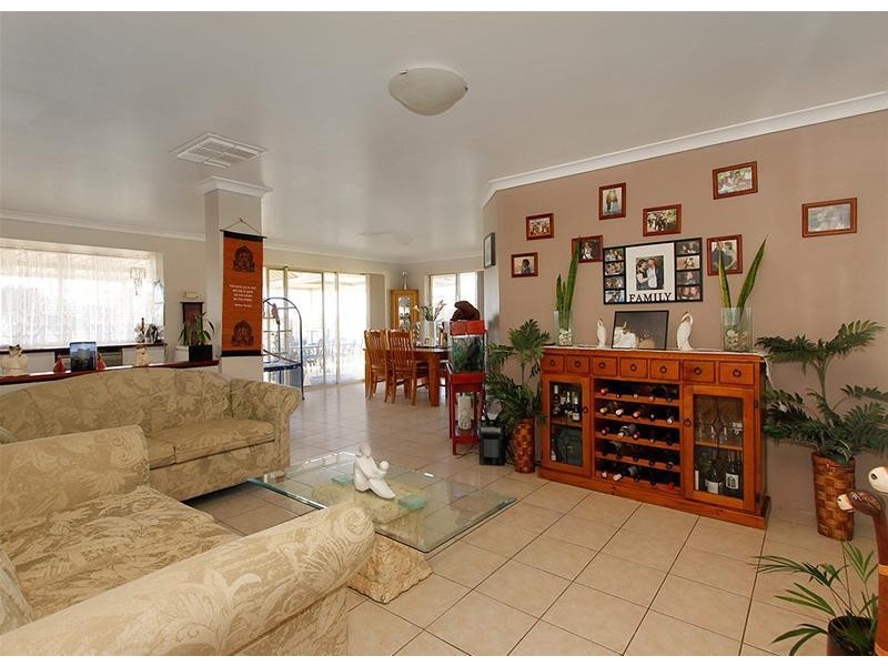 50 Ailsacraig Ramble, Kinross WA 6028