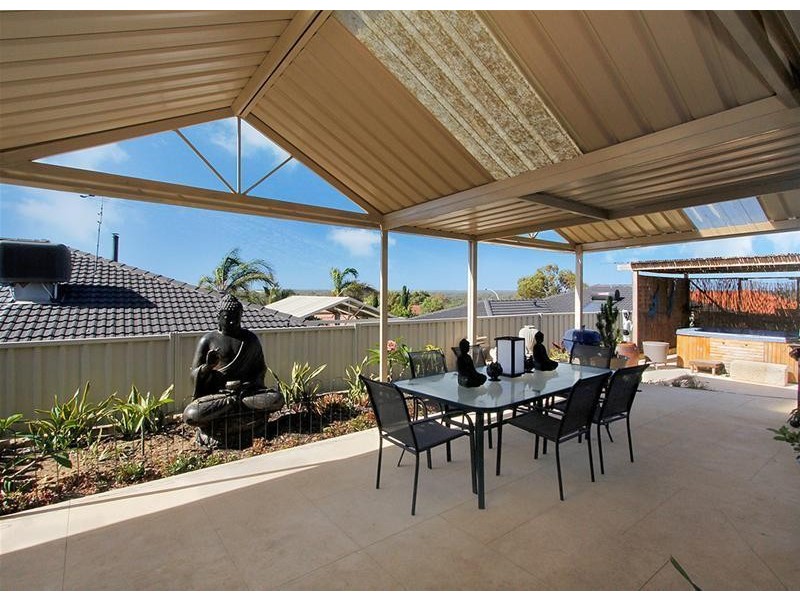 50 Ailsacraig Ramble, Kinross WA 6028