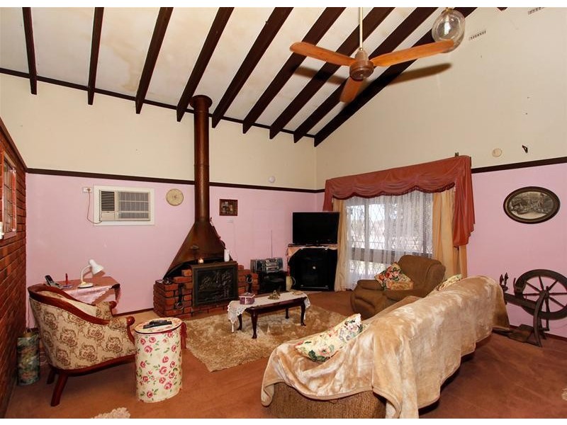 32 Simpson Drive, Padbury WA 6025