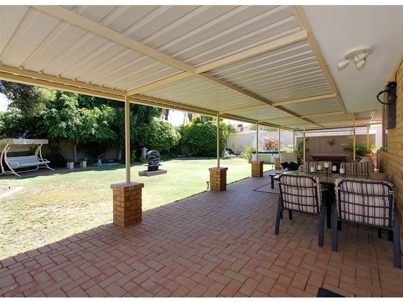 1 Quesnel Place, Joondalup WA 6027