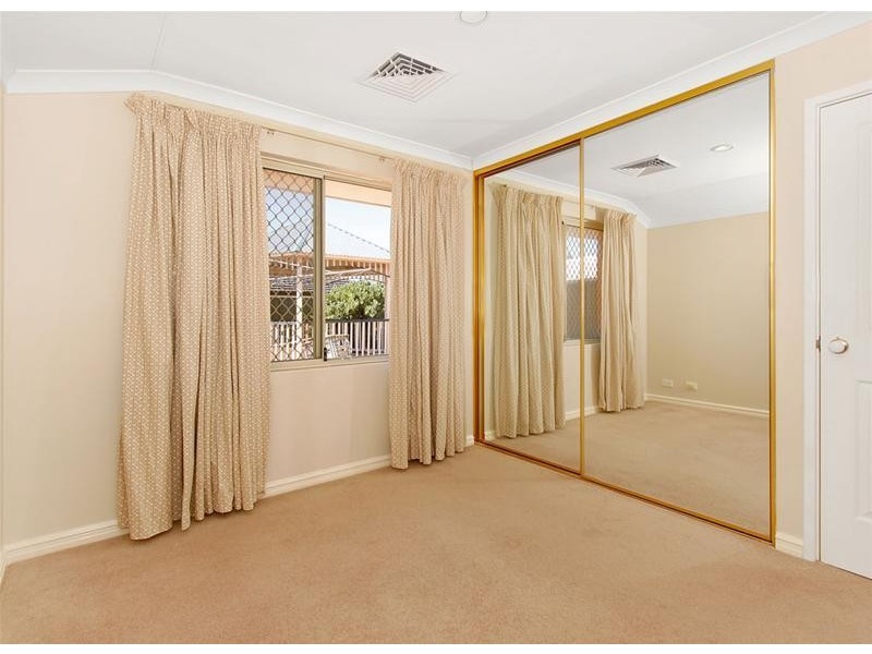 395 Kingsway, Landsdale WA 6065