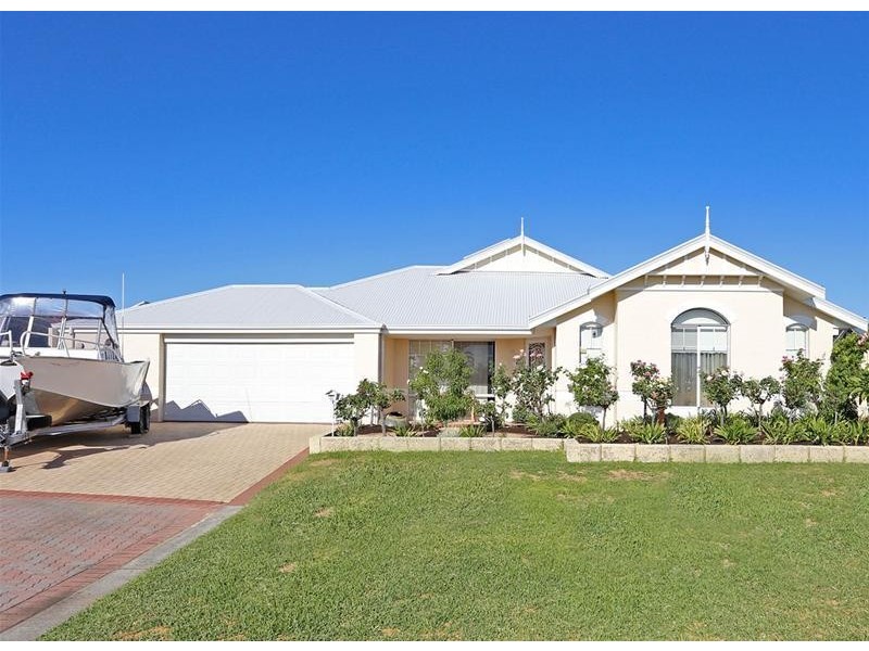 40 Woodbine Loop, Tapping WA 6065