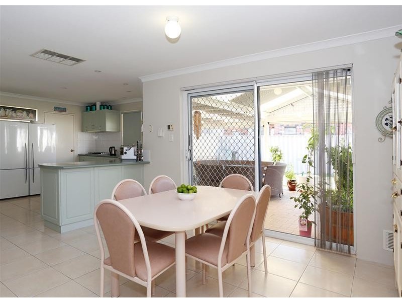 40 Woodbine Loop, Tapping WA 6065