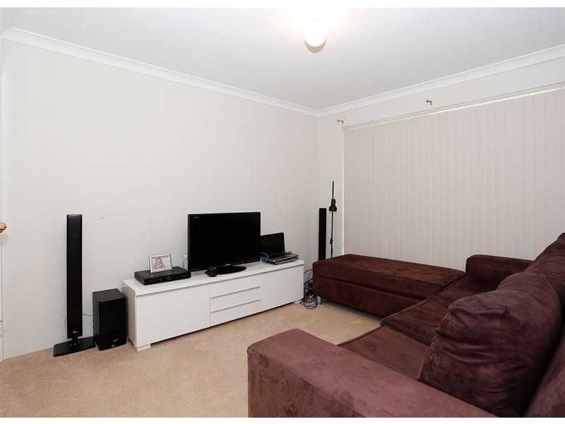 40 Woodbine Loop, Tapping WA 6065