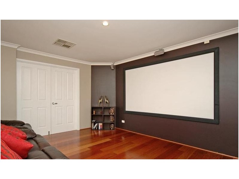 21 Woodbine Loop, Tapping WA 6065