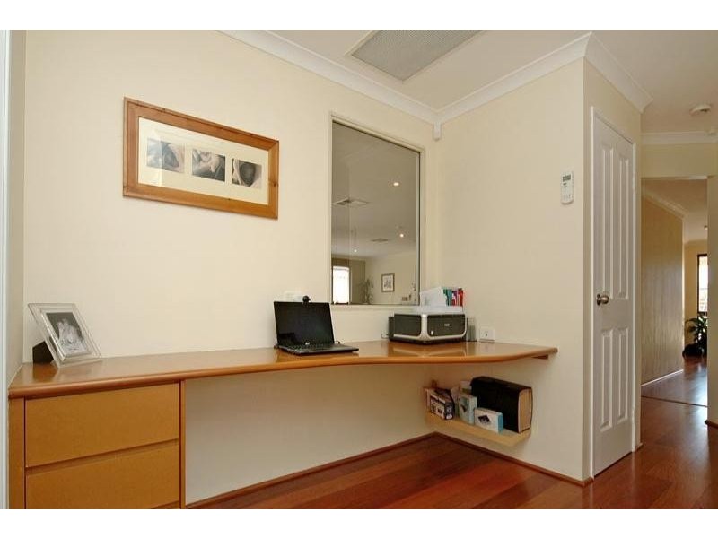 21 Woodbine Loop, Tapping WA 6065