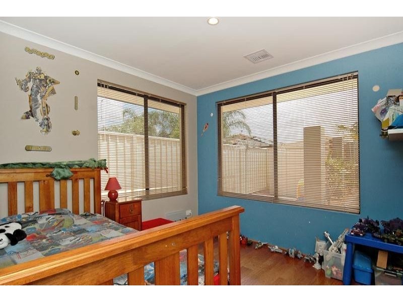 21 Woodbine Loop, Tapping WA 6065