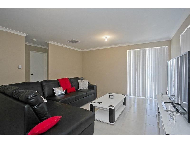 29 Grandis Boulevard, Banksia Grove WA 6031