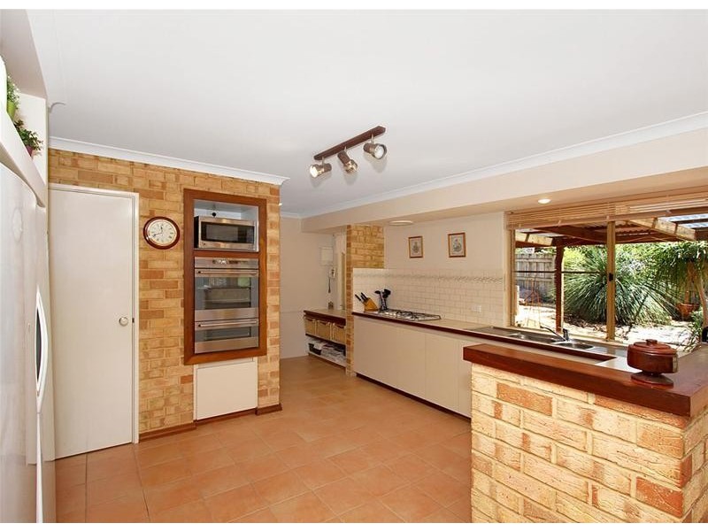 1 Quinault Loop, Joondalup WA 6027