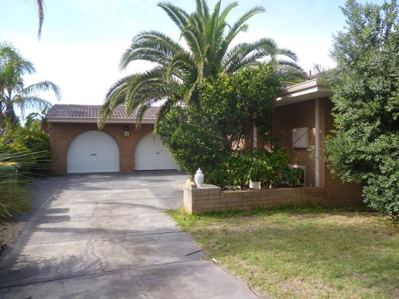 12 Yera Place, Wanneroo WA 6065