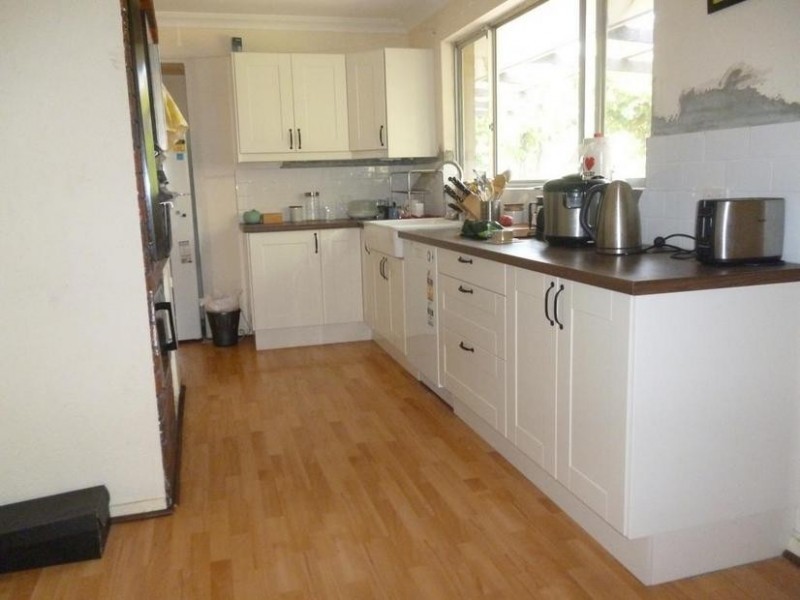 12 Yera Place, Wanneroo WA 6065