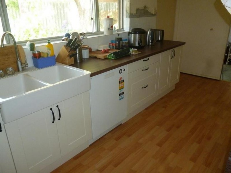 12 Yera Place, Wanneroo WA 6065