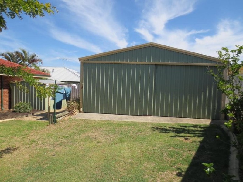 4 Eucumbene Crescent, Joondalup WA 6027