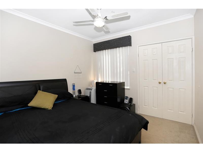 77 Willespie Drive, Pearsall WA 6065