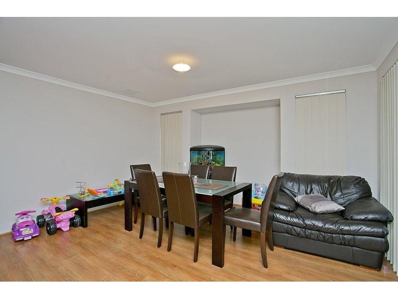 84 Kurrajong Boulevard, Banksia Grove WA 6031