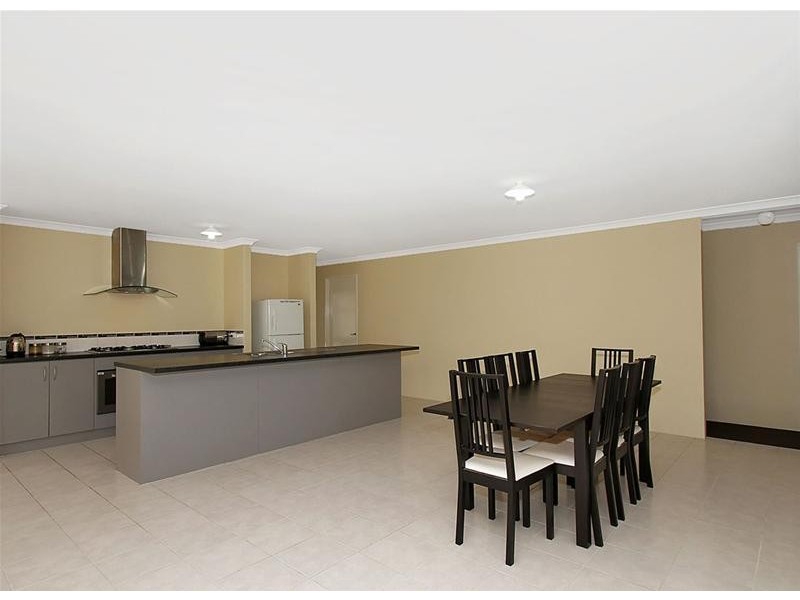 3 Lynella Circuit, Banksia Grove WA 6031