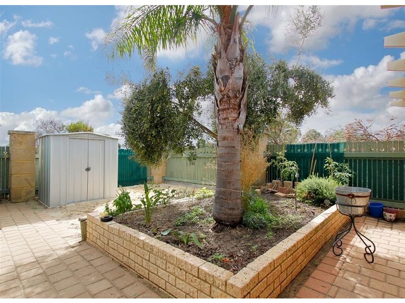18 Clermont Gardens, Currambine WA 6028