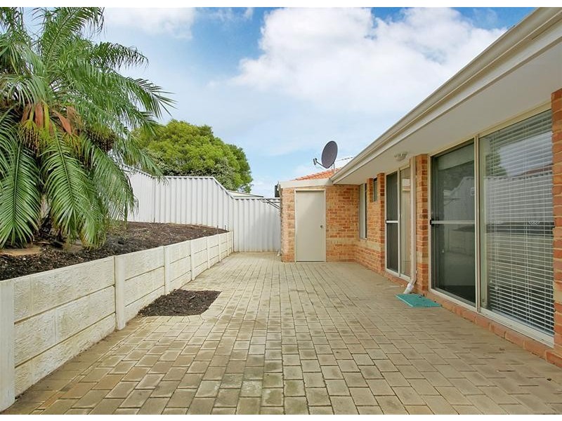 19B Stonehaven Parade, Kinross WA 6028