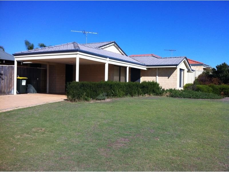 69 MacNaughton Crescent, Kinross WA 6028