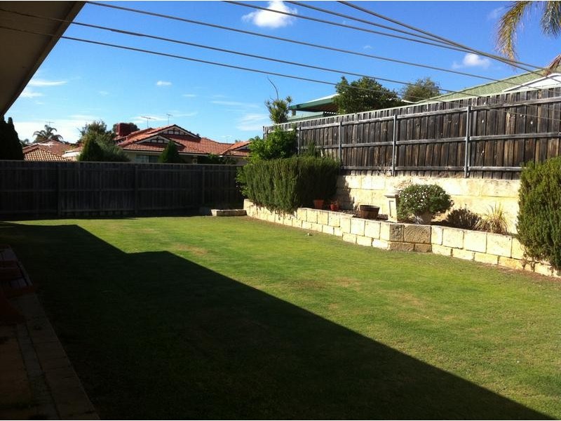 69 MacNaughton Crescent, Kinross WA 6028