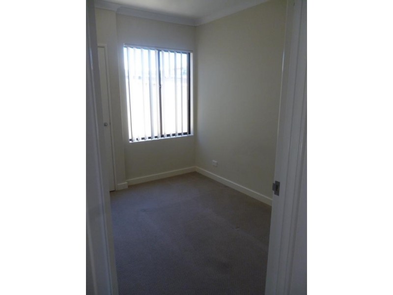 15B Steyning Way, Westminster WA 6061