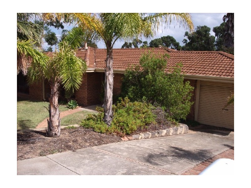 17 Kessell LANE, Beldon WA 6027