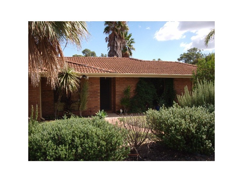 17 Kessell LANE, Beldon WA 6027