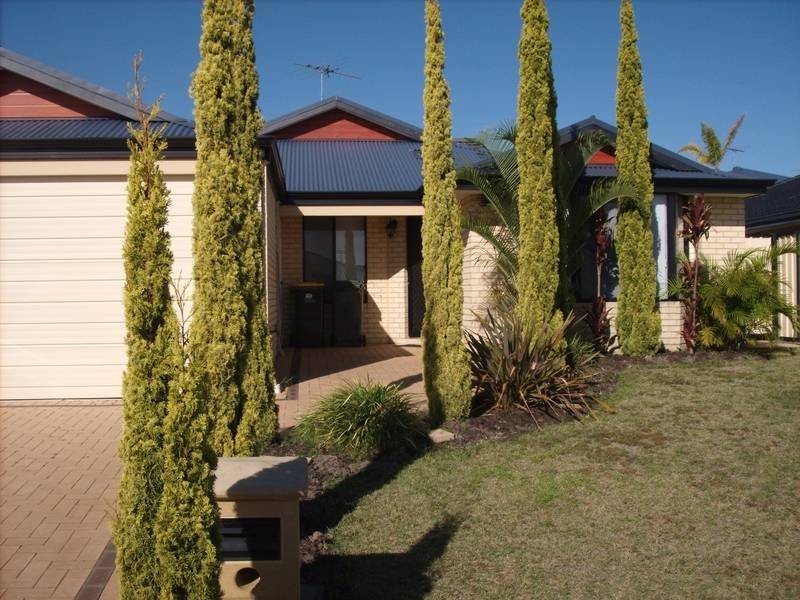 26 Lyndavale LOOP, Carramar WA 6031