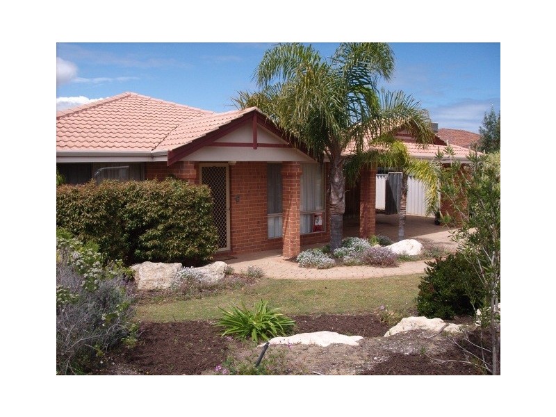 114 Glencoe LOOP, Kinross WA 6028