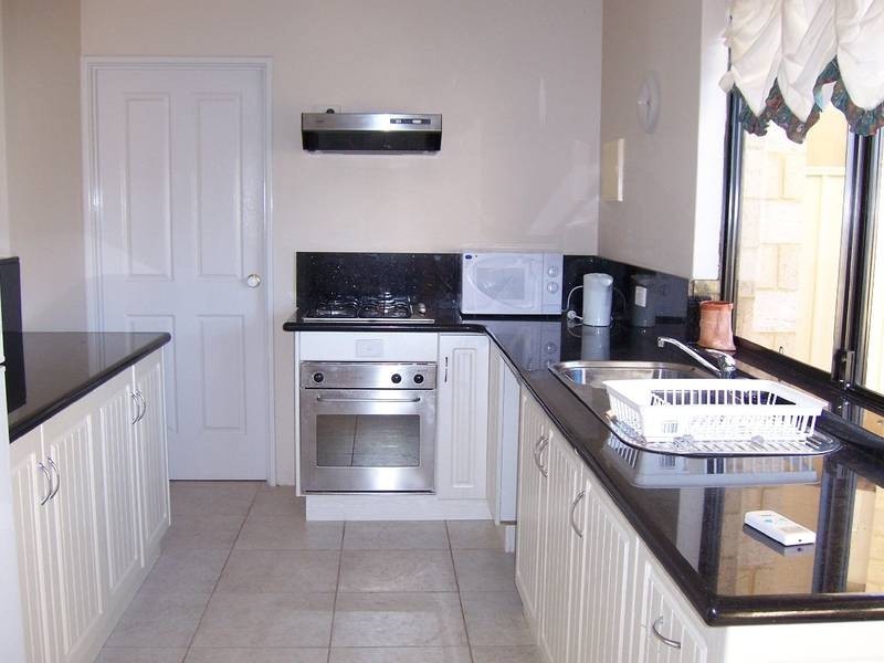 3 St Pauls Cres, Joondalup WA 6027