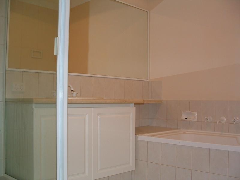 a/62 Regents Park Rd, Joondalup WA 6027