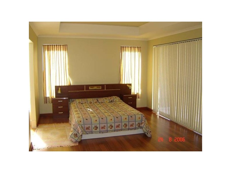 11 Newgain Crescent, Carramar WA 6031