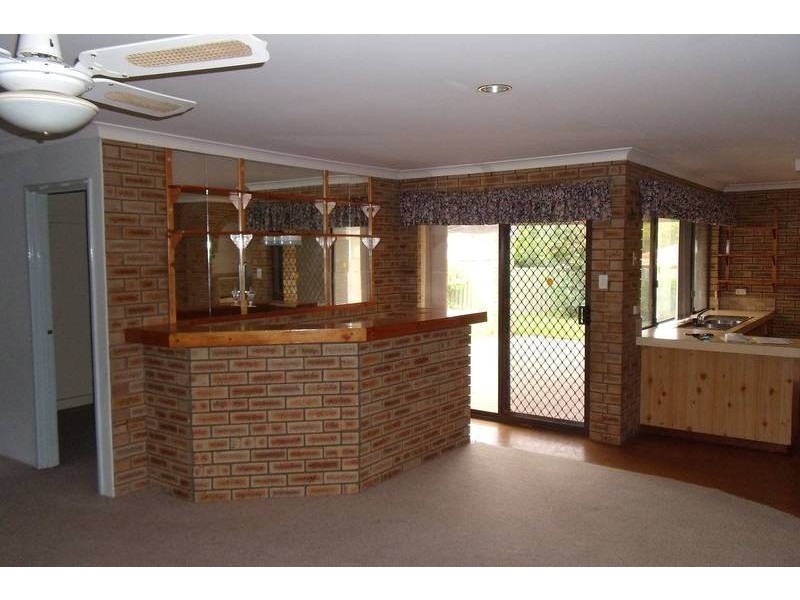 16 De Young Rd, Craigie NSW 2632