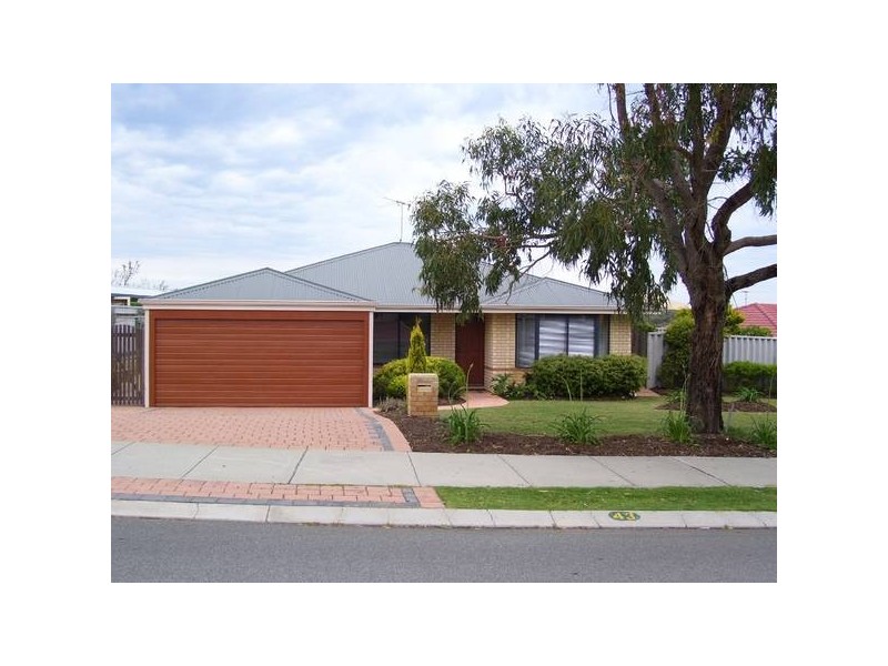 43 MacNaughton Crescent, Kinross WA 6028