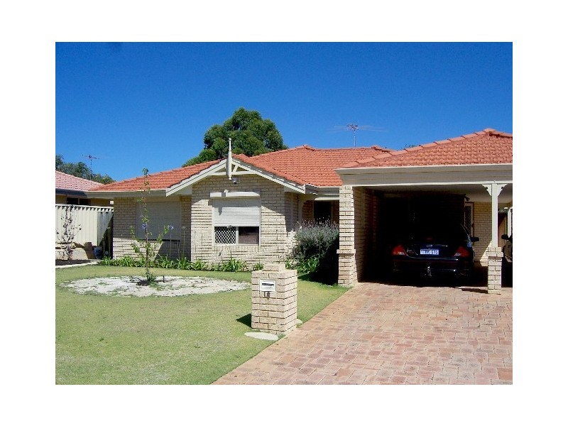 18 Clermont Gardens, Currambine WA 6028