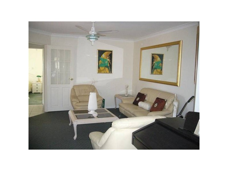 16 Clivedon Court, Ballajura WA 6066