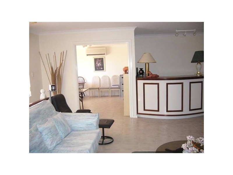 16 Clivedon Court, Ballajura WA 6066