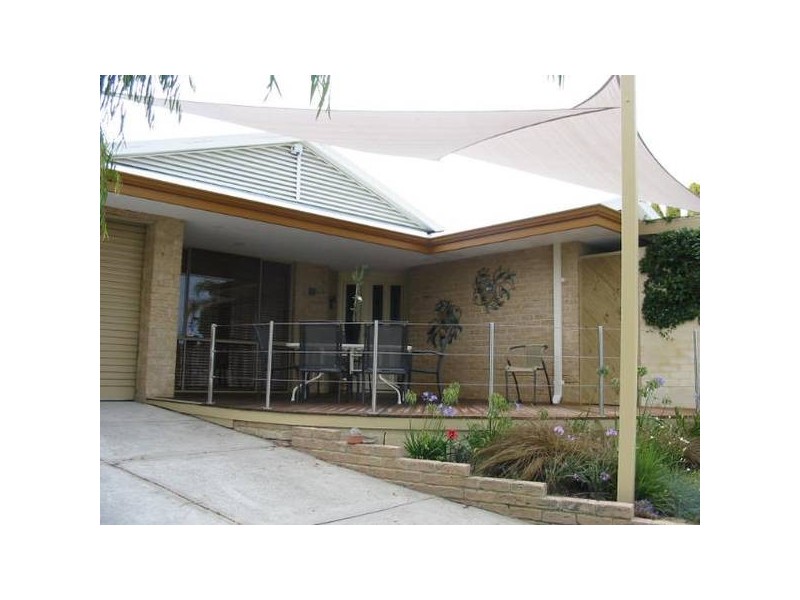 10 Mikado court, Duncraig WA 6023