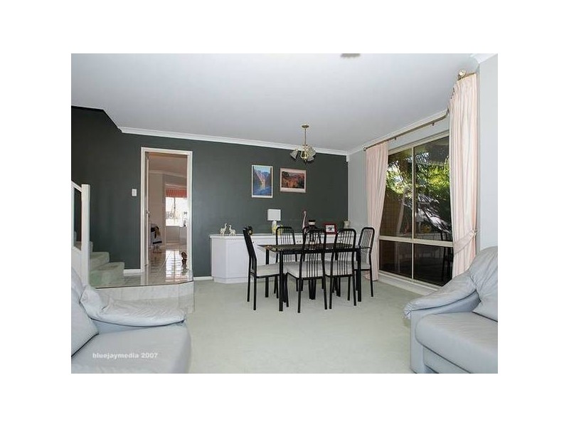 25 Meadowbrook Promenade, Currambine WA 6028