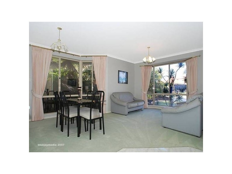 25 Meadowbrook Promenade, Currambine WA 6028