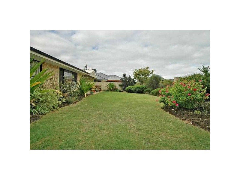 70 Carlton Turn, Currambine WA 6028