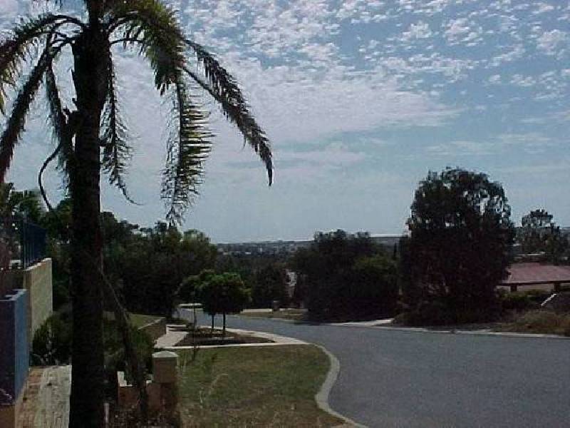 4B Castle Rock Turn, Joondalup WA 6027
