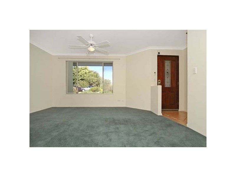 8 Whim Court, Kinross WA 6028