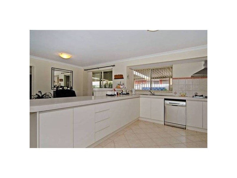 5 Miramare Blvd, Currambine WA 6028