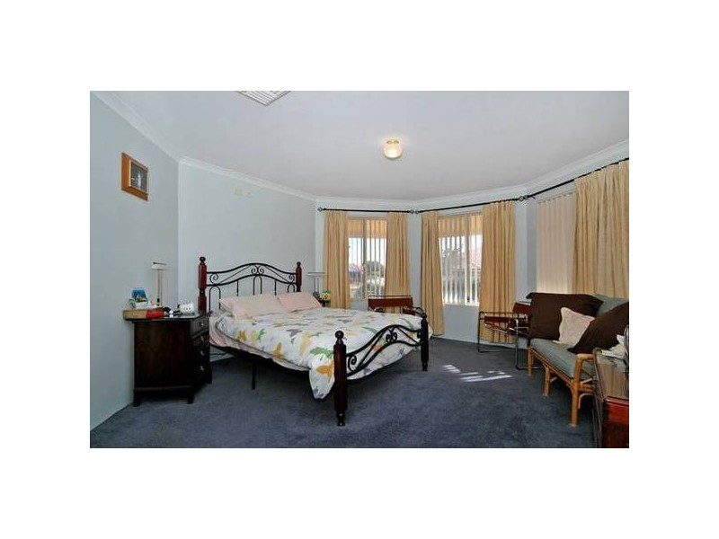 5 Miramare Blvd, Currambine WA 6028