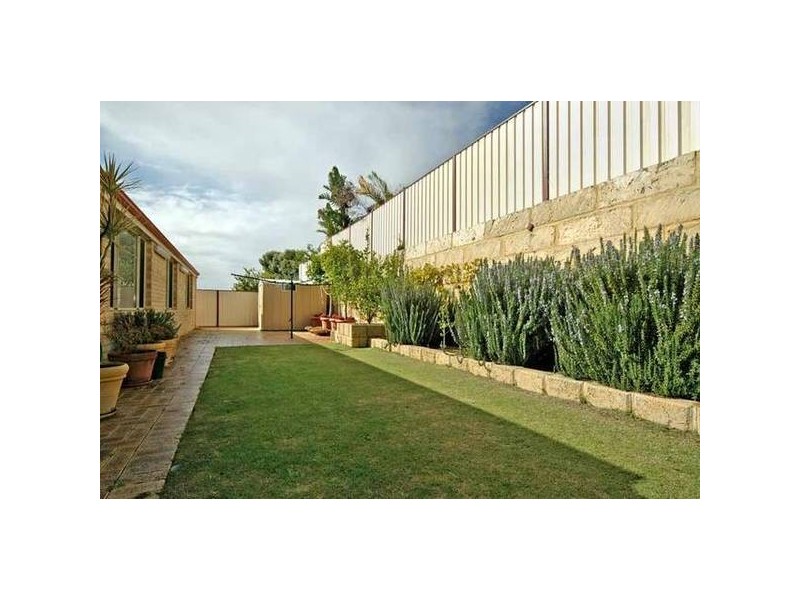 5 Miramare Blvd, Currambine WA 6028