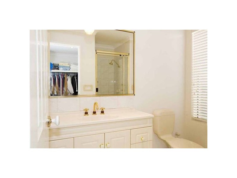 16 St Helena Way, Iluka WA 6028