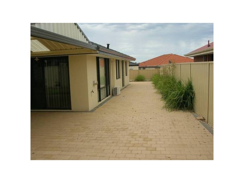 71 St Stephen’s Crescent, Tapping WA 6065