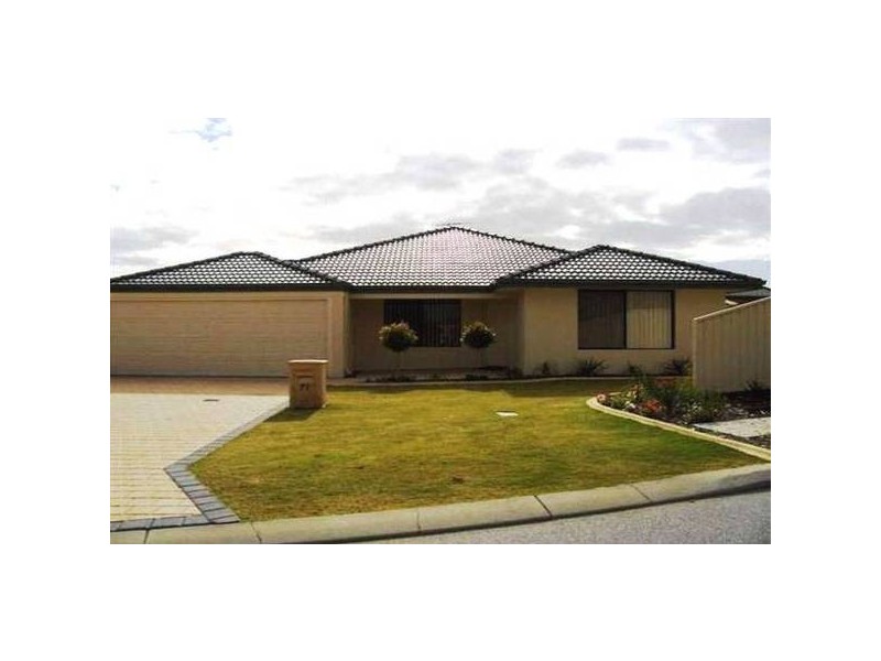 71 St Stephens Crescent, Tapping WA 6065